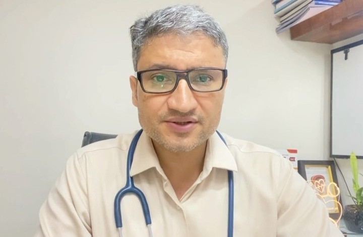 Dr. Sumit Sharma – Urologist