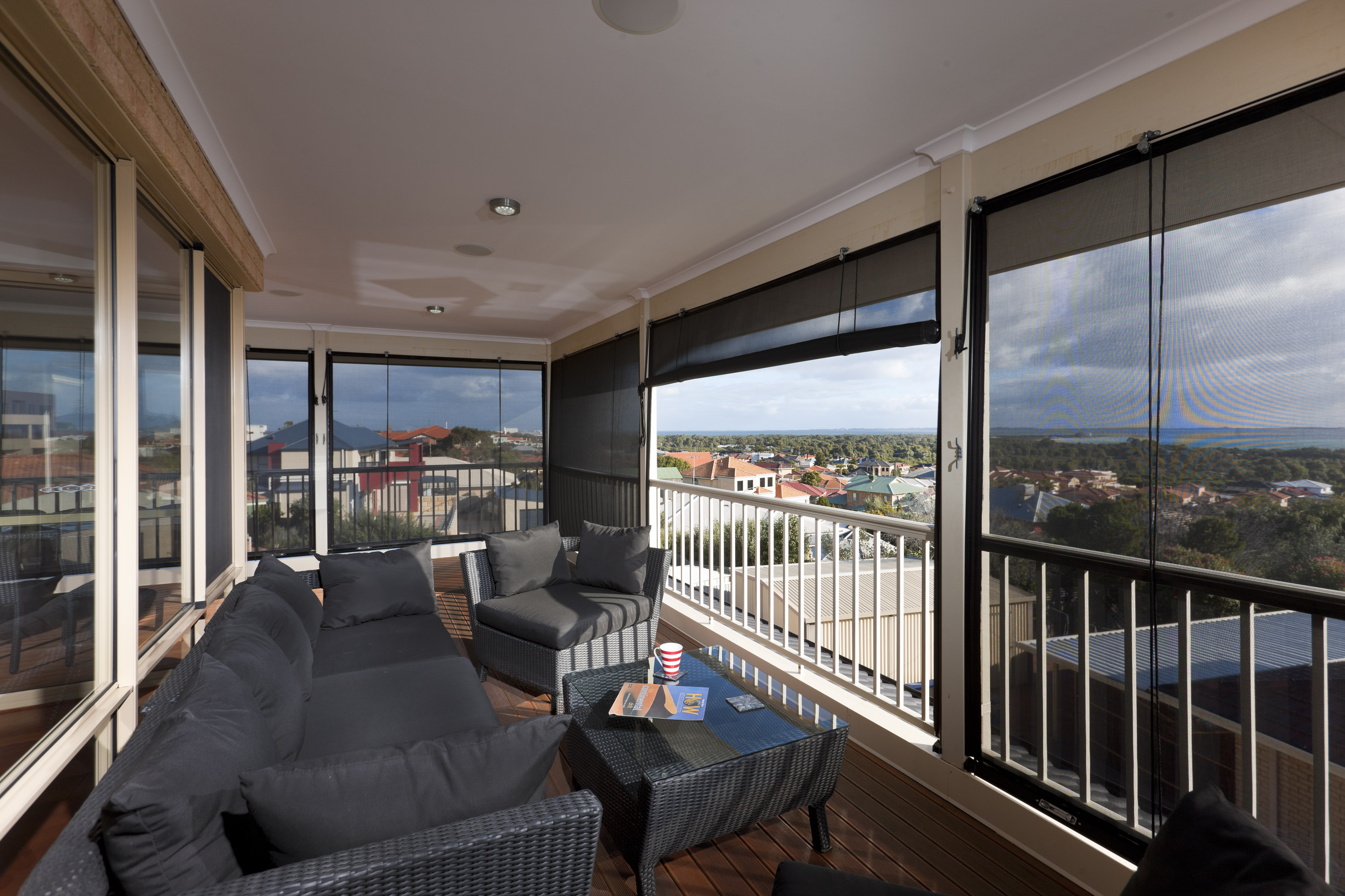 Aussie Outdoor Alfresco/Café Blinds Perth