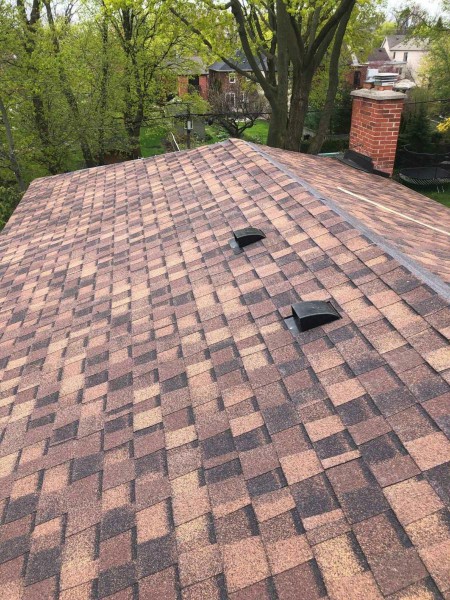 Best Roofing Toronto Services by Universal Roofs Inc