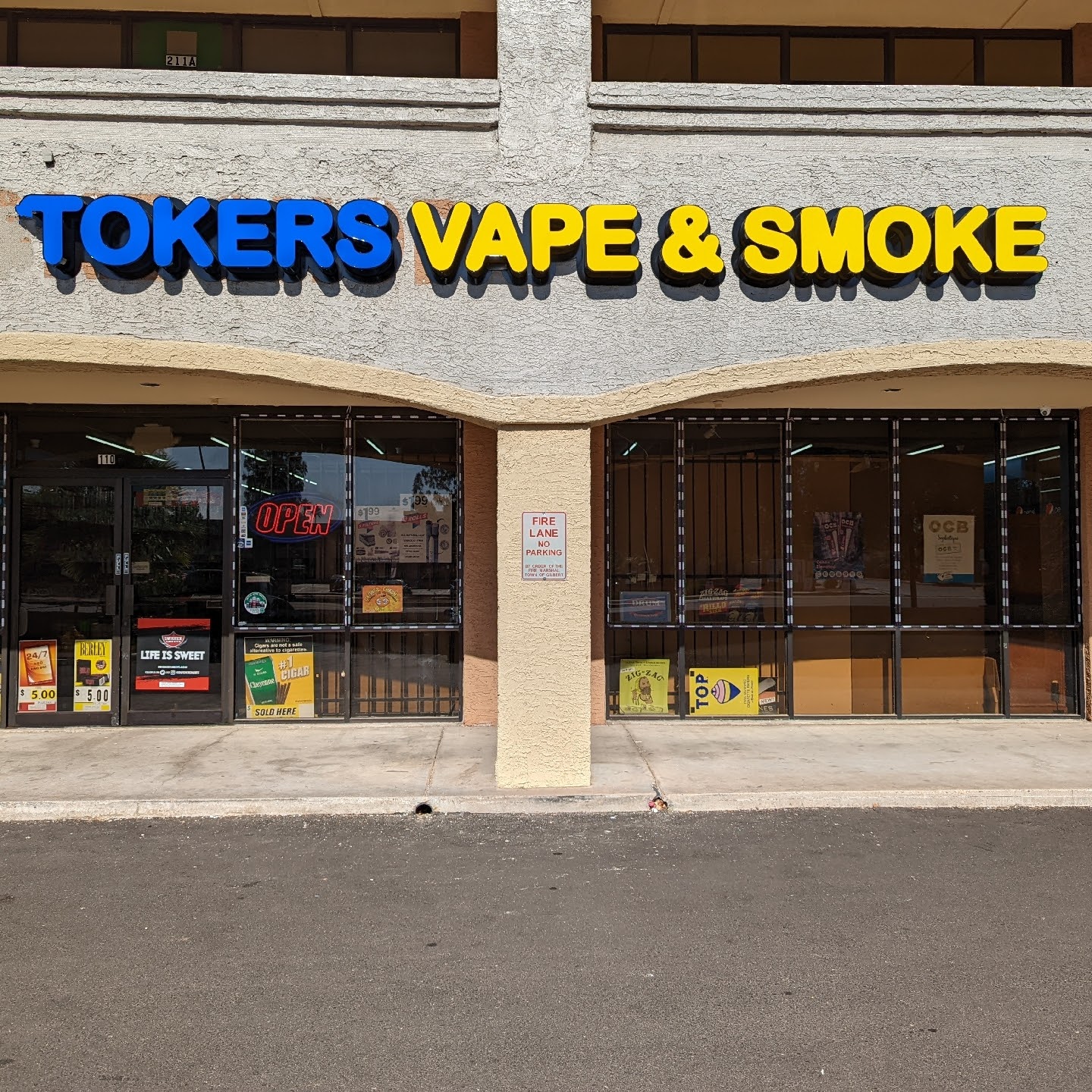 TOKERS VAPE & SMOKE