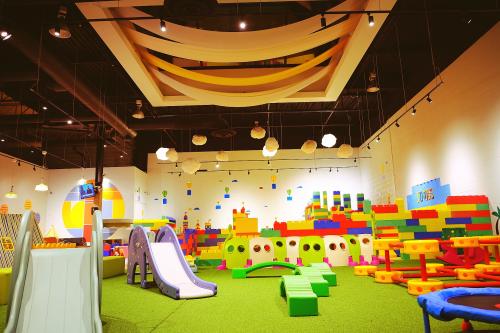 Joyous Planet | Indoor Playground & Party