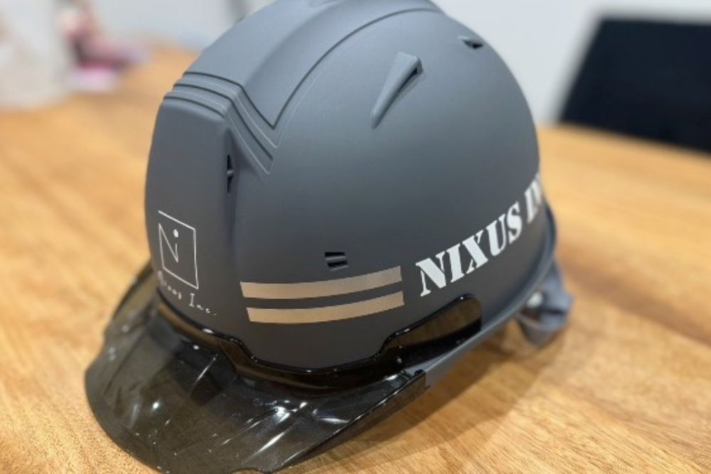 株式会社Nixus｜東京 看板