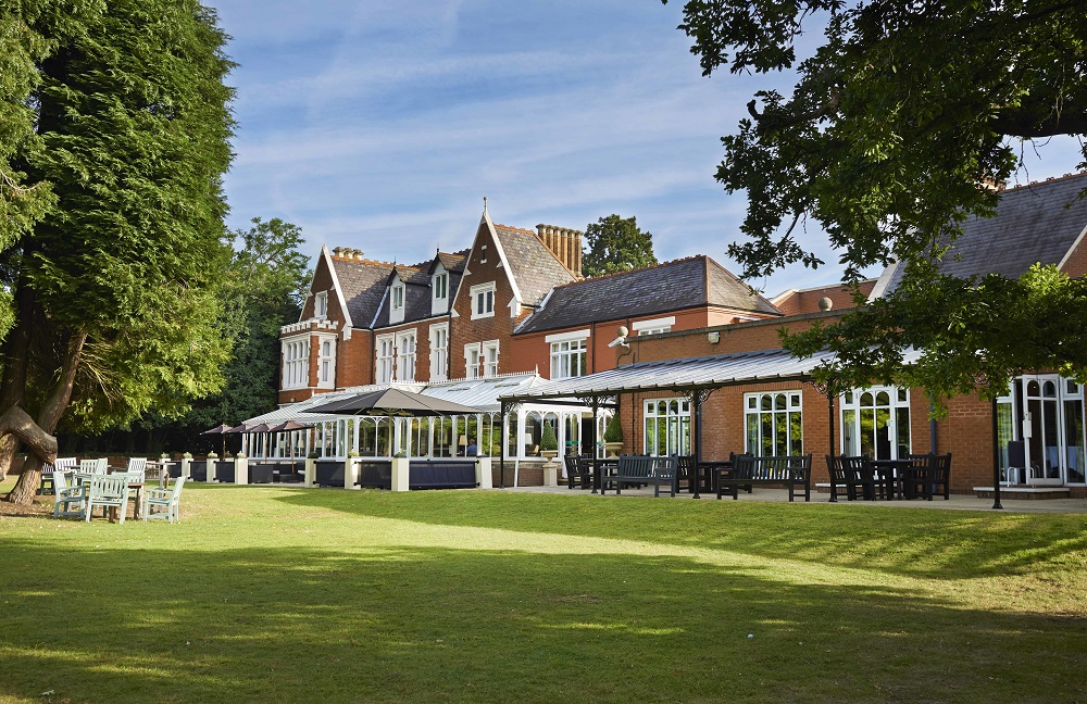 DoubleTree by Hilton St. Anne's Manor