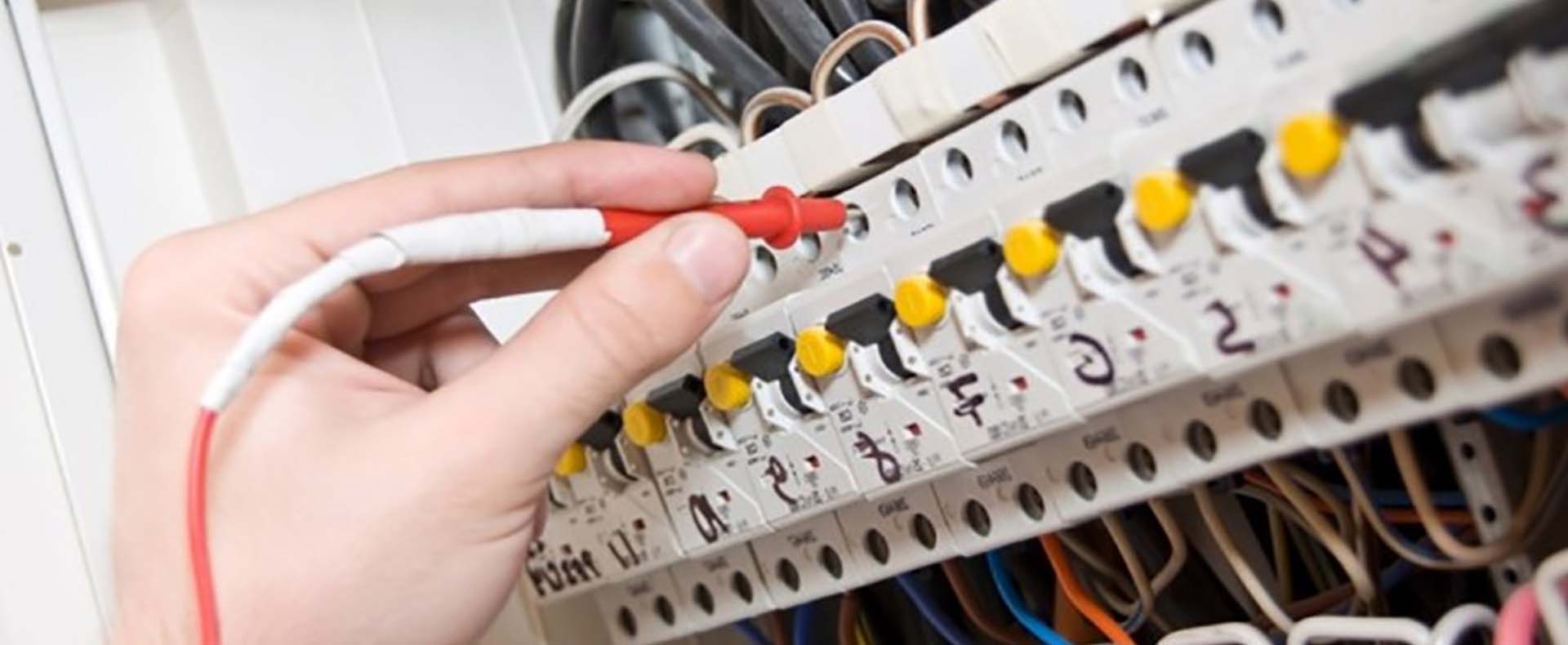 Caulfield South Electrician Ampress