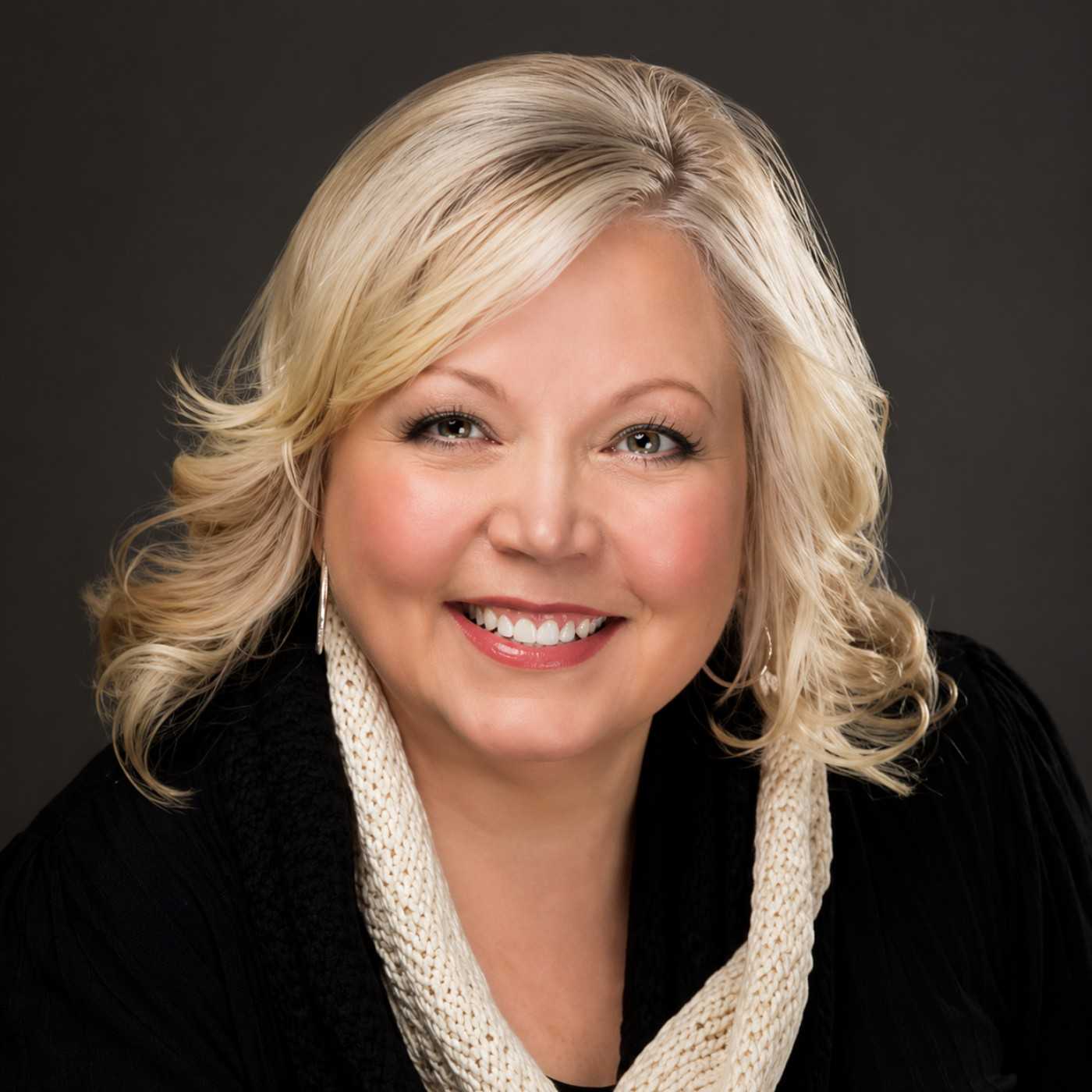 Fiv Realty Co | Lauren Perreault, Realtor, Managing Principal Broker