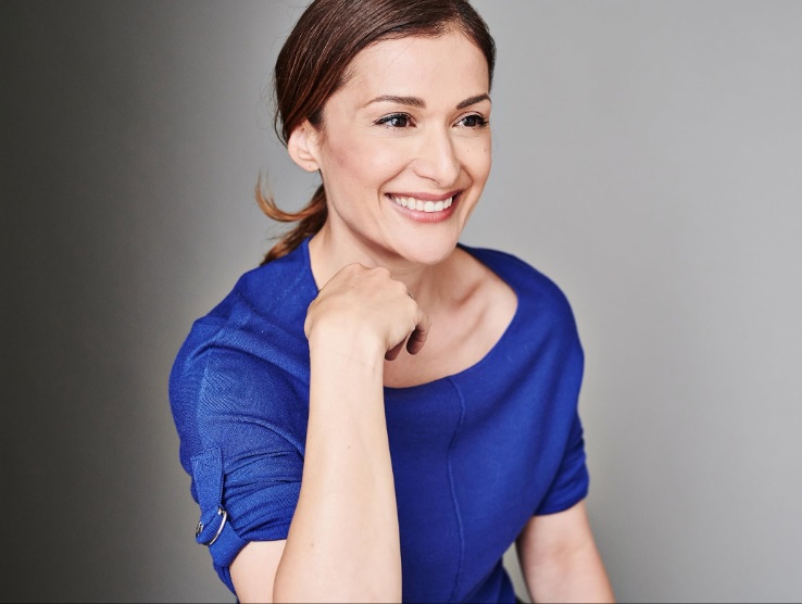 Daphne Alexander – Professional Actress