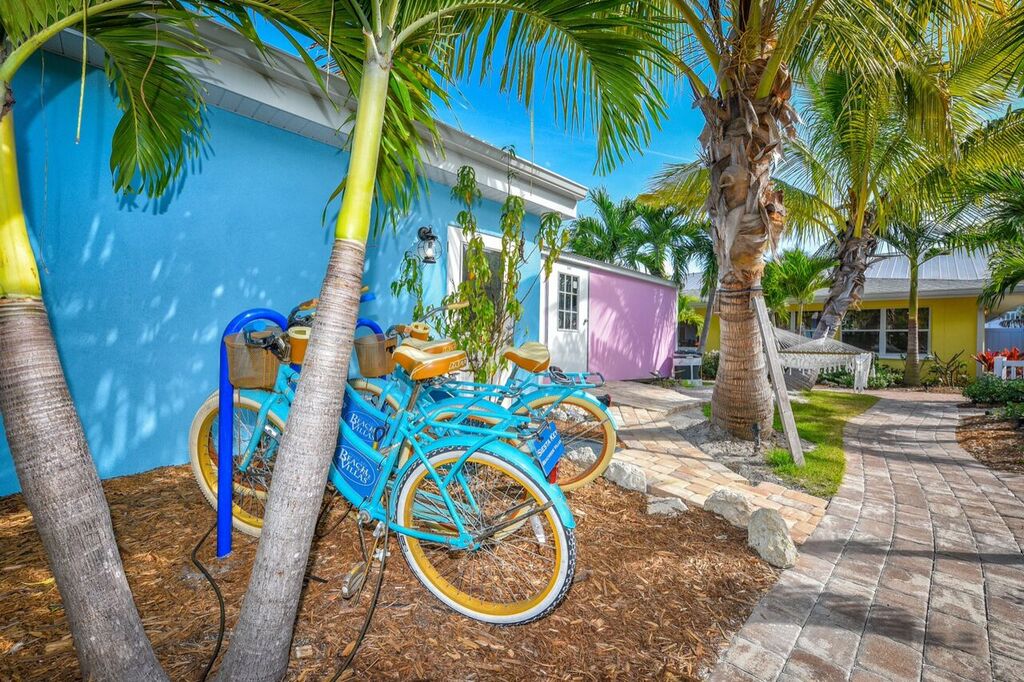Siesta Key Beachside Villas