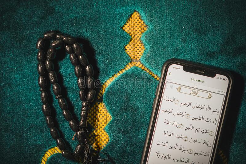 online Quran teaching you holly Quran with Tajweed