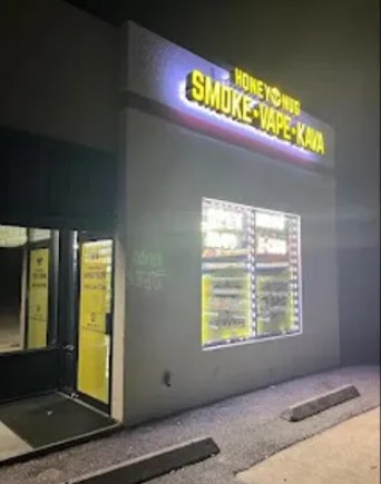 Oviedo Smoke Shop & Kava – Florida | Kratom, CBD, Disposable Vapes, Hookah & More