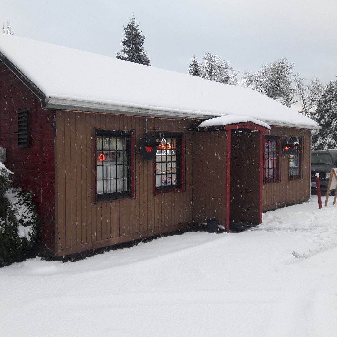 Crows Nest Deli & Lounge