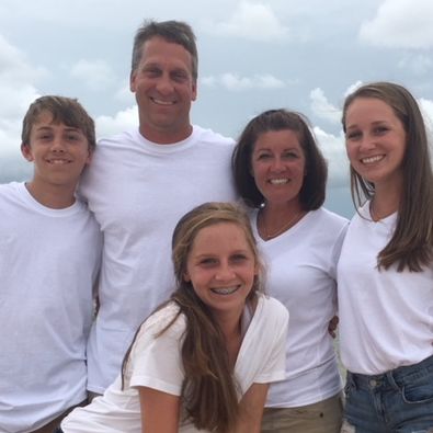 Allstate Insurance Agent: Lori Bray