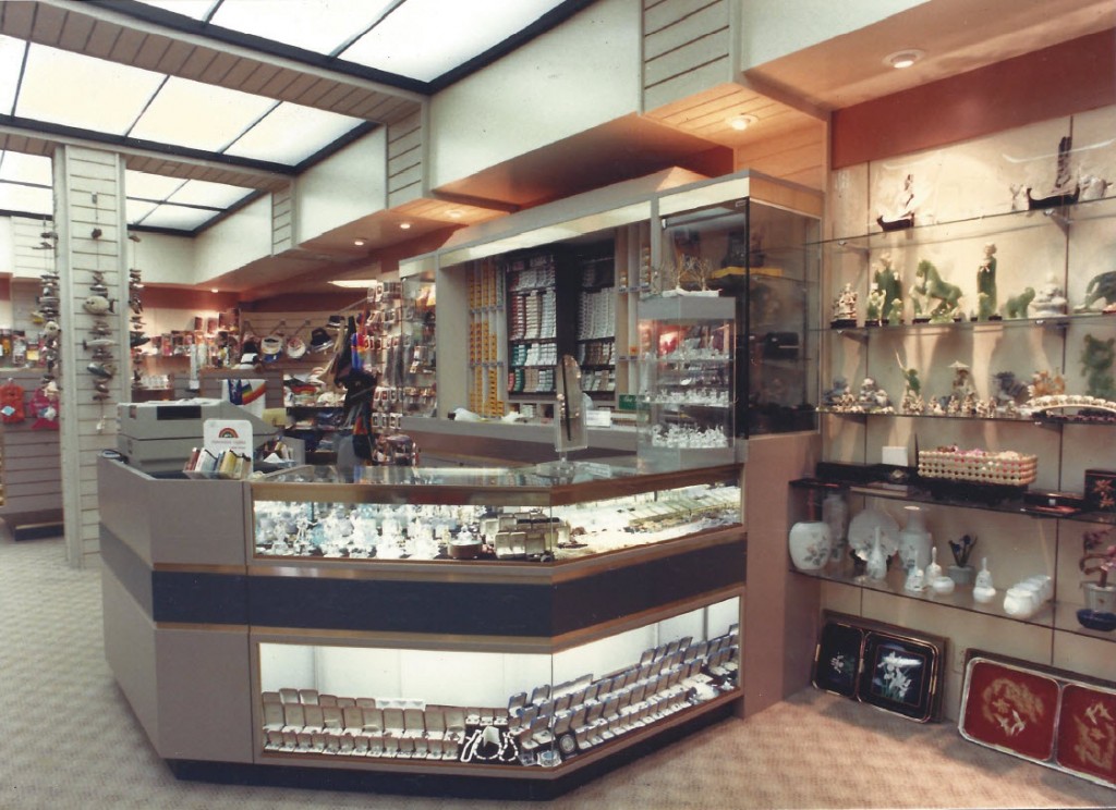 boutiquedisplay boutiquedisplay